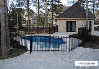 Frontenac Fences B Model by Patio Design inc.