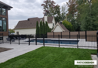 Clôture Frontenac modèle B (contour piscine) par Patio Design inc.